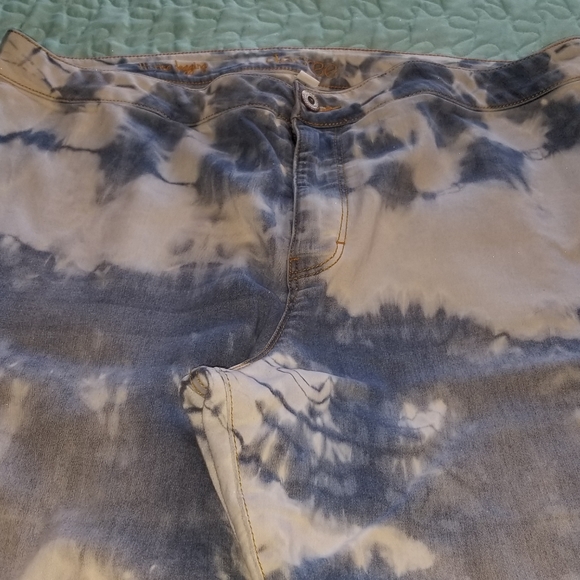 Decree High Rise Jegging Jeans Reverse Dyed - Picture 3 of 8